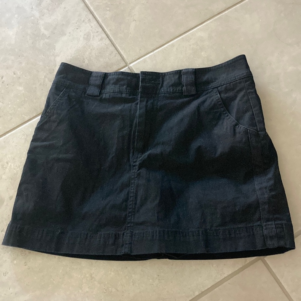 Dockers Black Skort